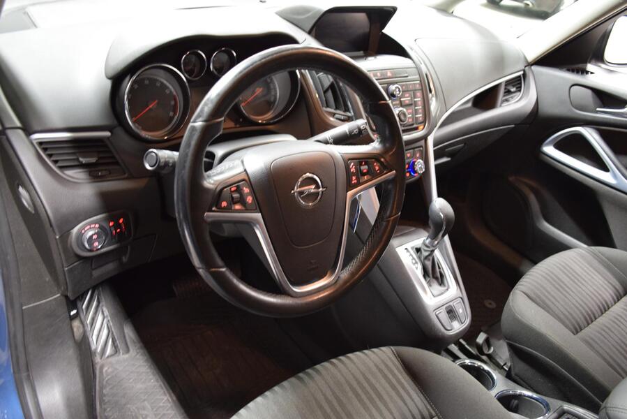 Opel Zafira Tourer vaihtoauto