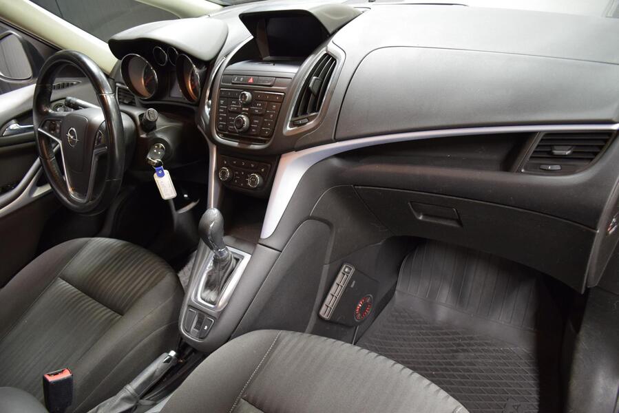 Opel Zafira Tourer vaihtoauto