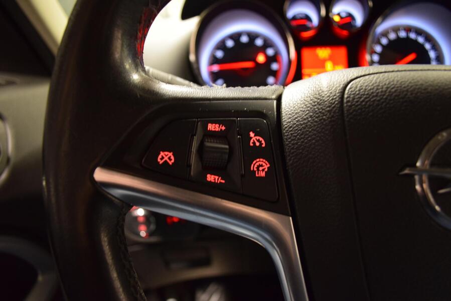 Opel Zafira Tourer vaihtoauto