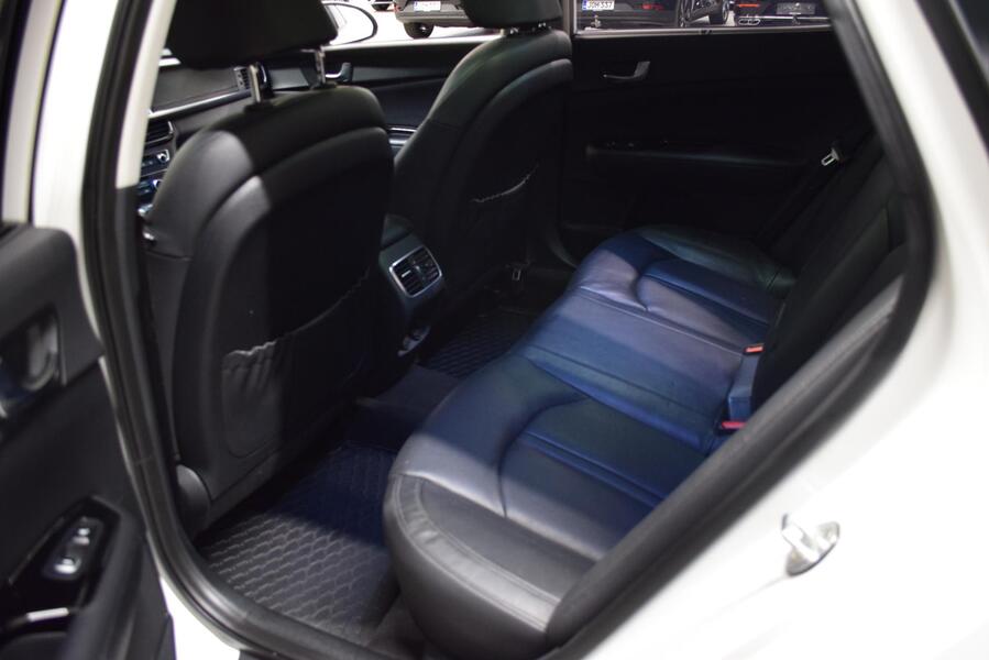 Kia Optima vaihtoauto