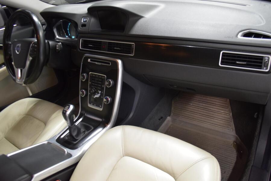 Volvo XC70 vaihtoauto