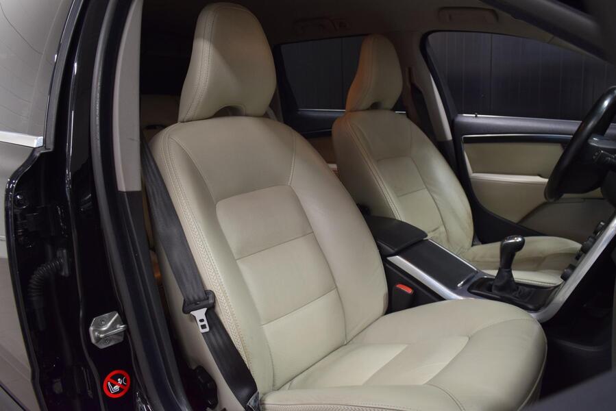 Volvo XC70 vaihtoauto