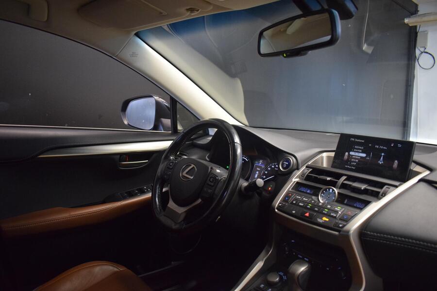 Lexus NX vaihtoauto