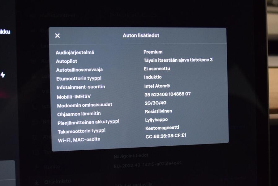 Tesla Model 3 vaihtoauto