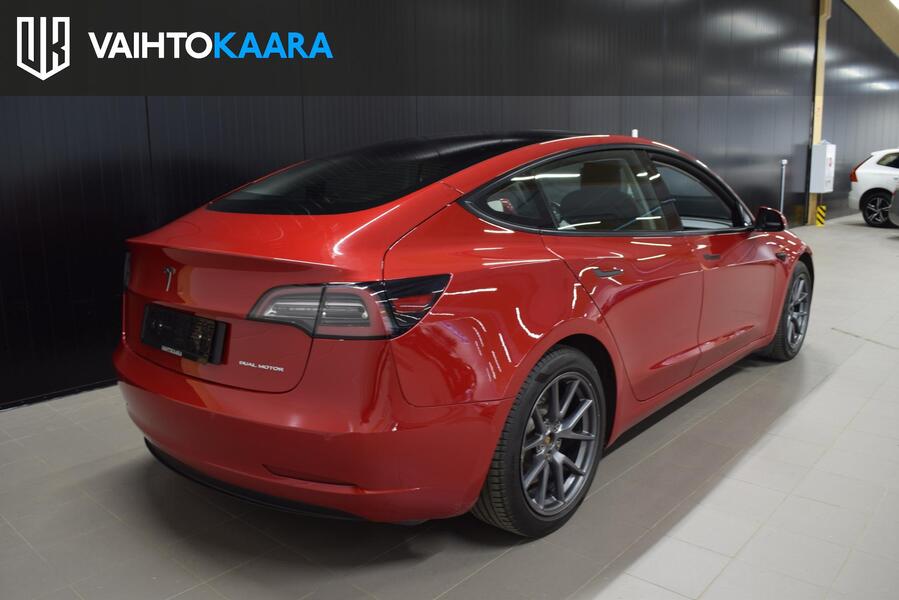 Tesla Model 3 vaihtoauto