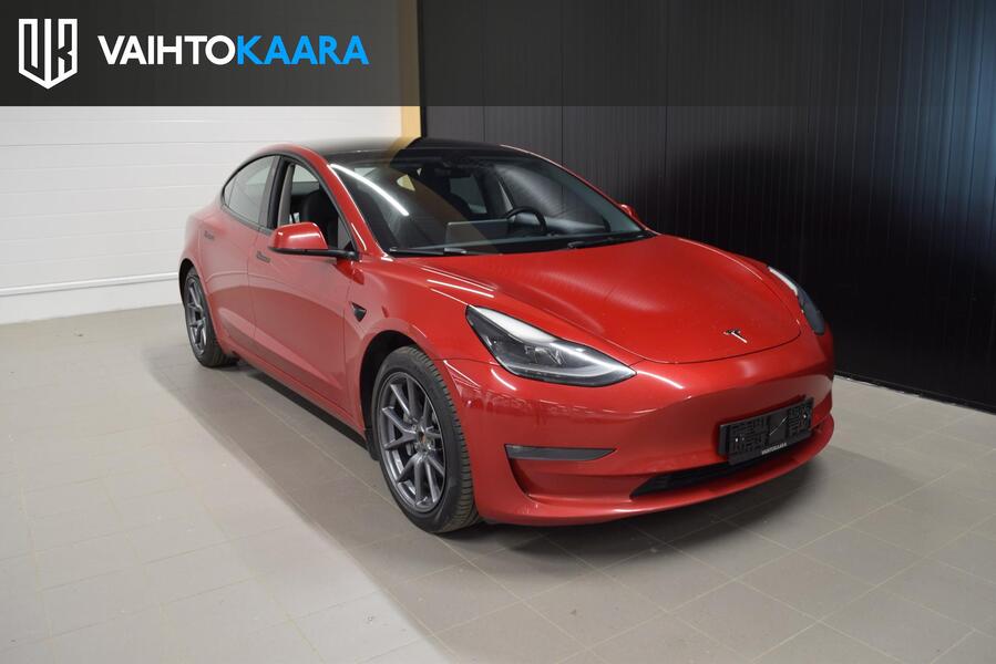 Tesla Model 3 vaihtoauto