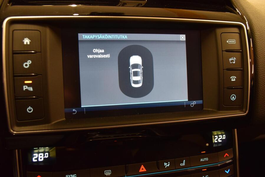 Jaguar XE vaihtoauto