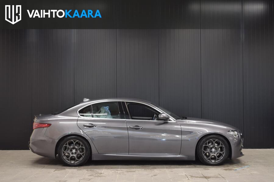 Alfa Romeo Giulia vaihtoauto