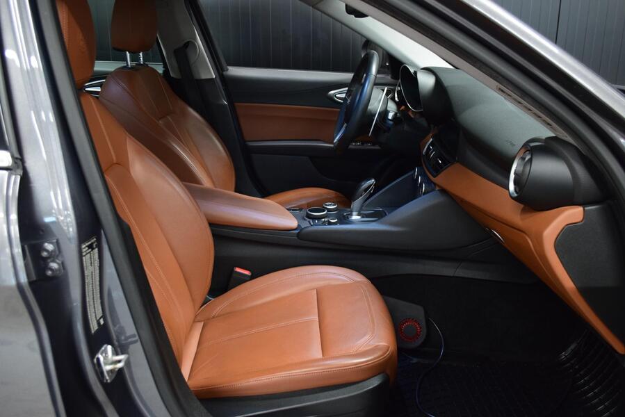 Alfa Romeo Giulia vaihtoauto