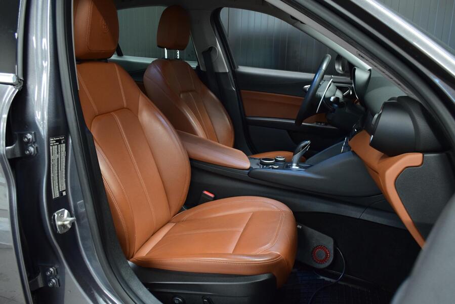 Alfa Romeo Giulia vaihtoauto