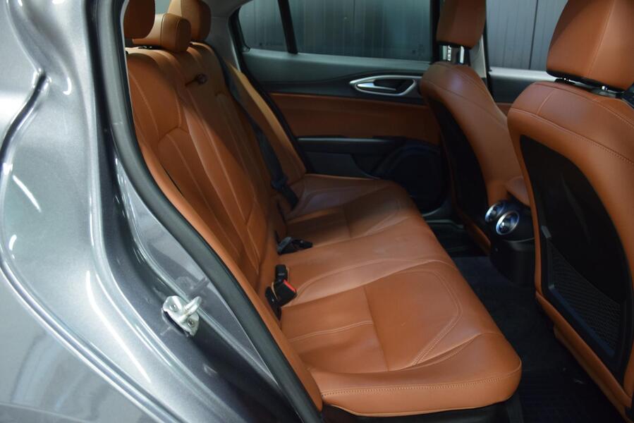 Alfa Romeo Giulia vaihtoauto