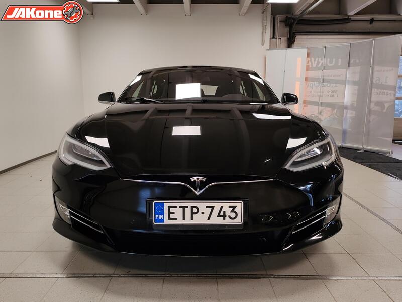 Tesla Model S vaihtoauto