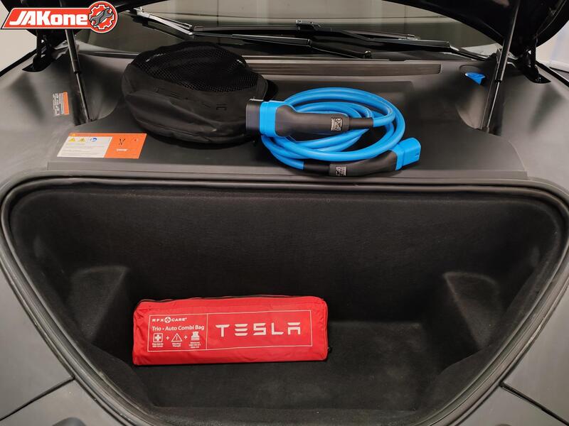 Tesla Model S vaihtoauto