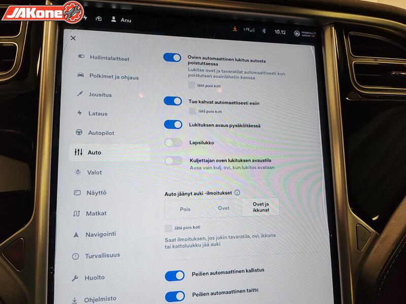 Tesla Model S vaihtoauto