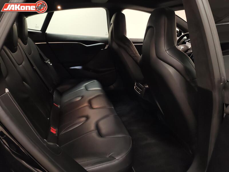 Tesla Model S vaihtoauto