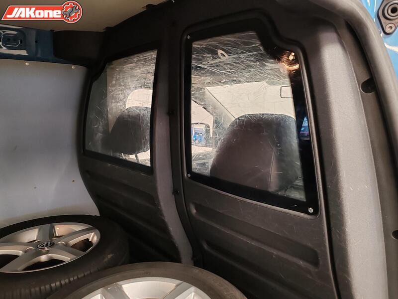 Volkswagen Caddy Maxi vaihtoauto