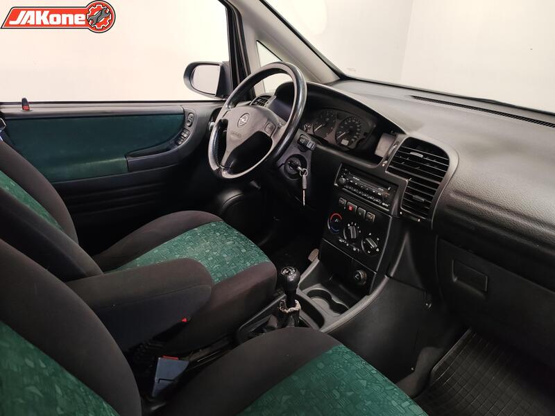 Opel Zafira vaihtoauto