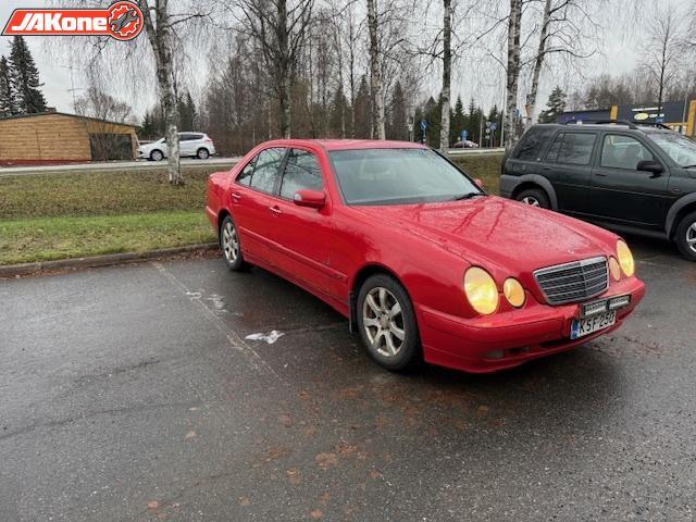 Mercedes-Benz E vaihtoauto