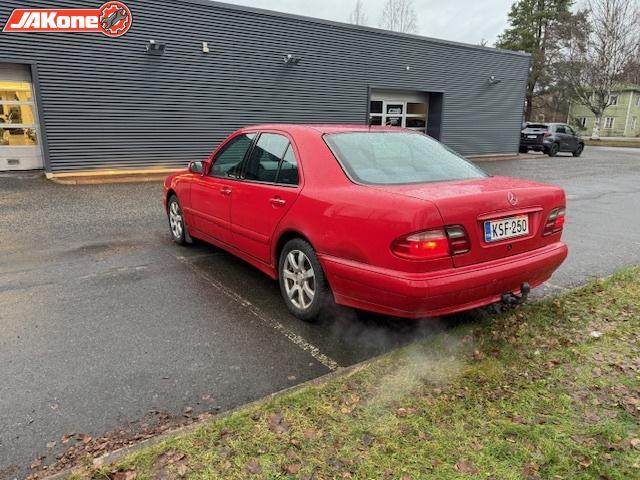 Mercedes-Benz E vaihtoauto