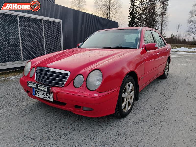 Mercedes-Benz E vaihtoauto