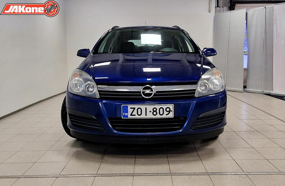 Opel Astra vaihtoauto