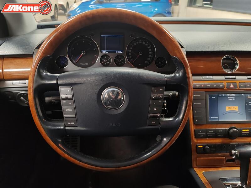 Volkswagen Phaeton vaihtoauto