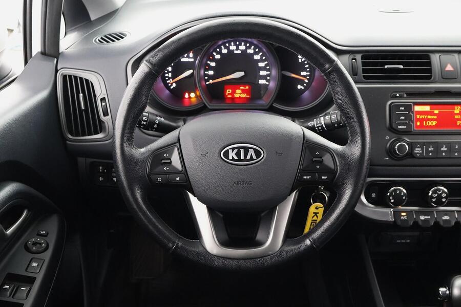 Kia Rio vaihtoauto