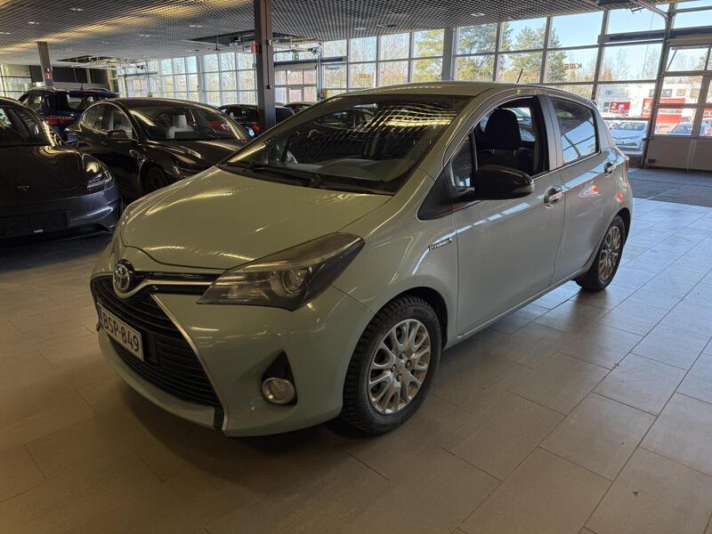 Toyota Yaris vaihtoauto