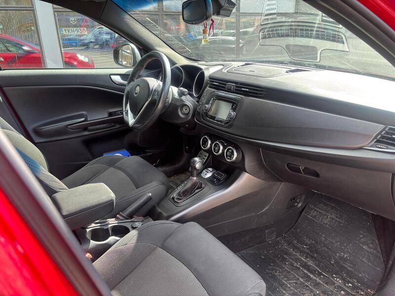 Alfa Romeo Giulietta vaihtoauto