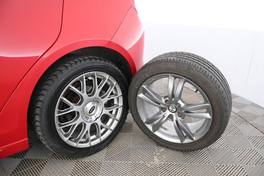Alfa Romeo Giulietta vaihtoauto