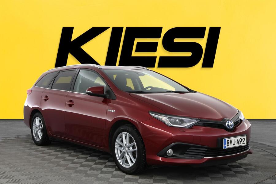 Toyota Auris vaihtoauto