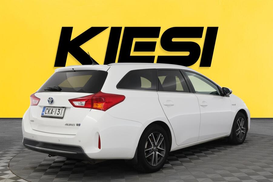 Toyota Auris vaihtoauto