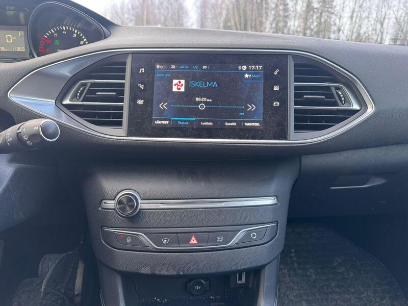 Peugeot 308 vaihtoauto