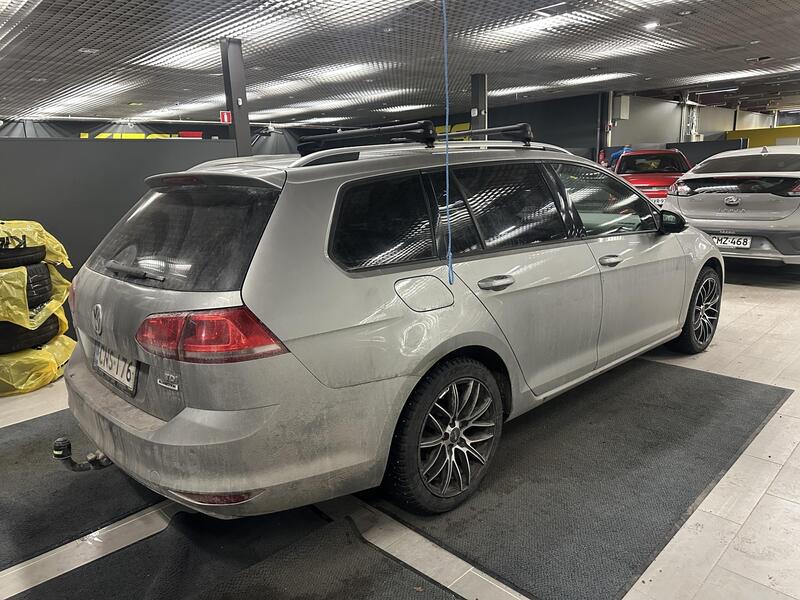 Volkswagen Golf vaihtoauto