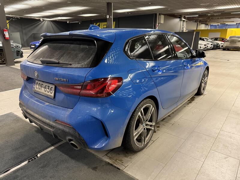 BMW M135i vaihtoauto