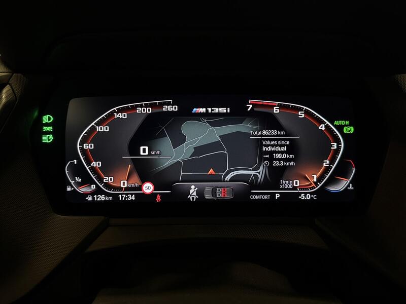 BMW M135i vaihtoauto