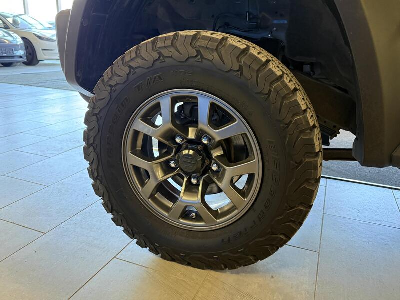 Suzuki Jimny vaihtoauto