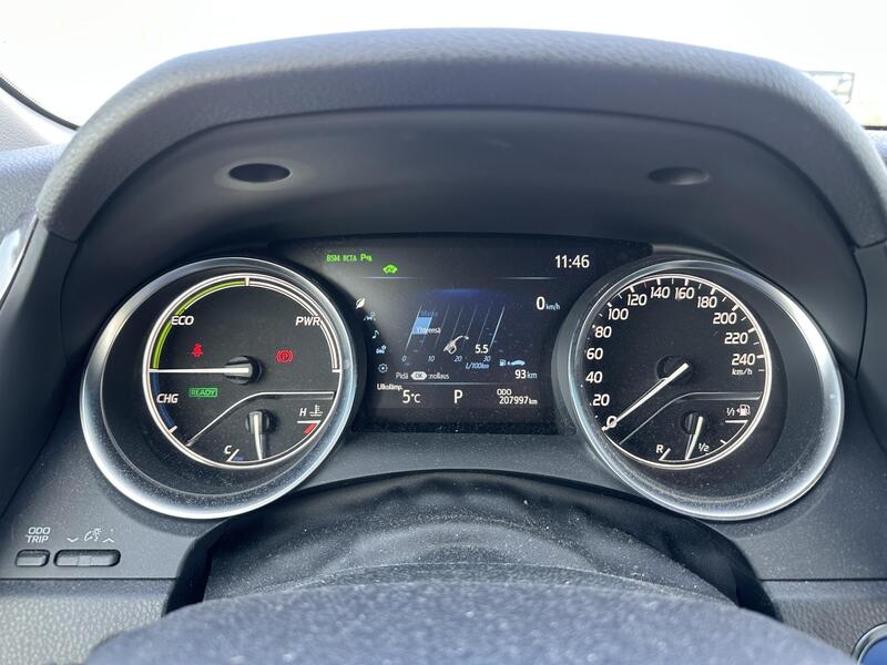 Toyota Camry vaihtoauto