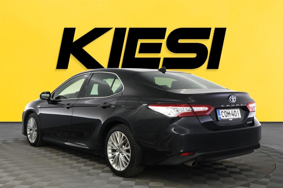 Toyota Camry vaihtoauto