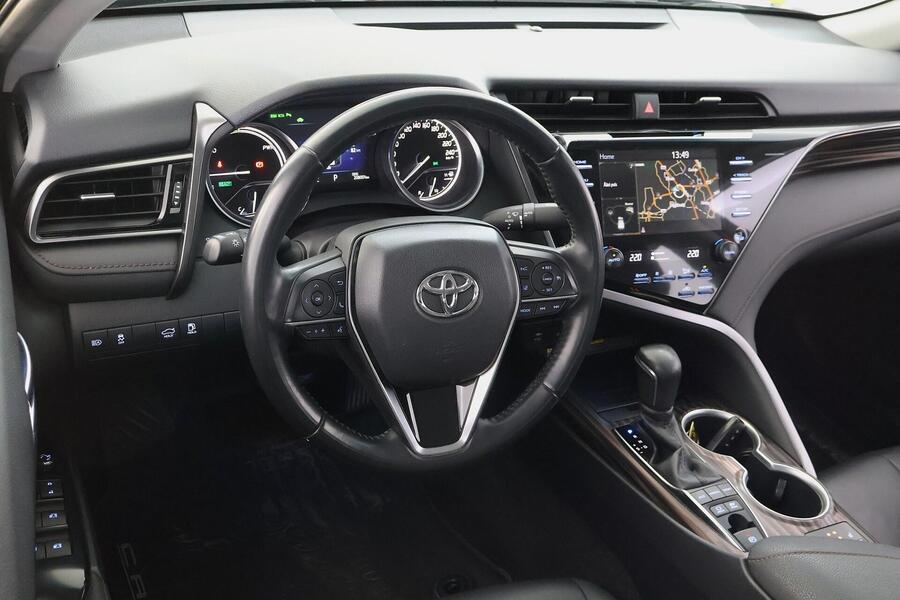 Toyota Camry vaihtoauto