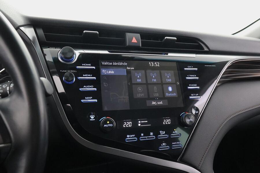 Toyota Camry vaihtoauto