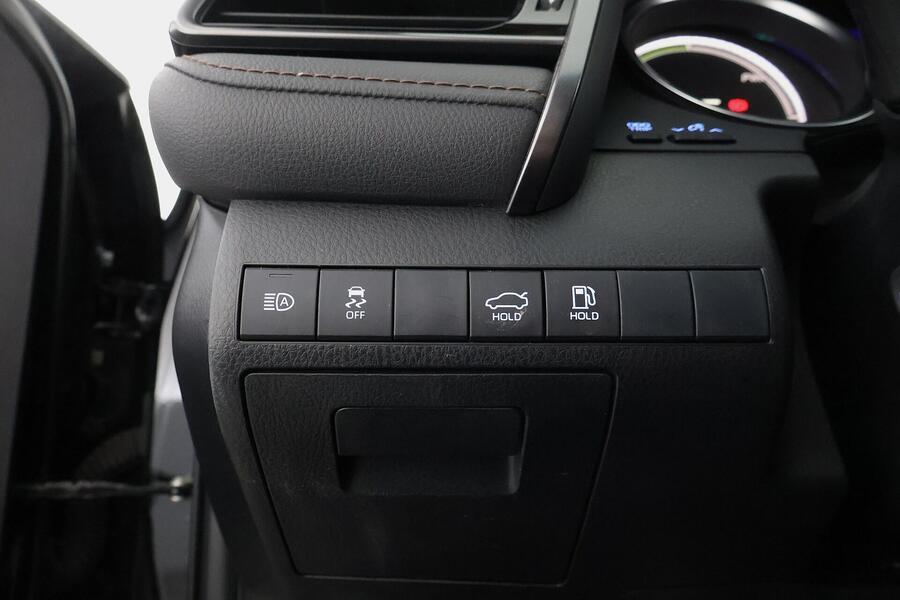 Toyota Camry vaihtoauto