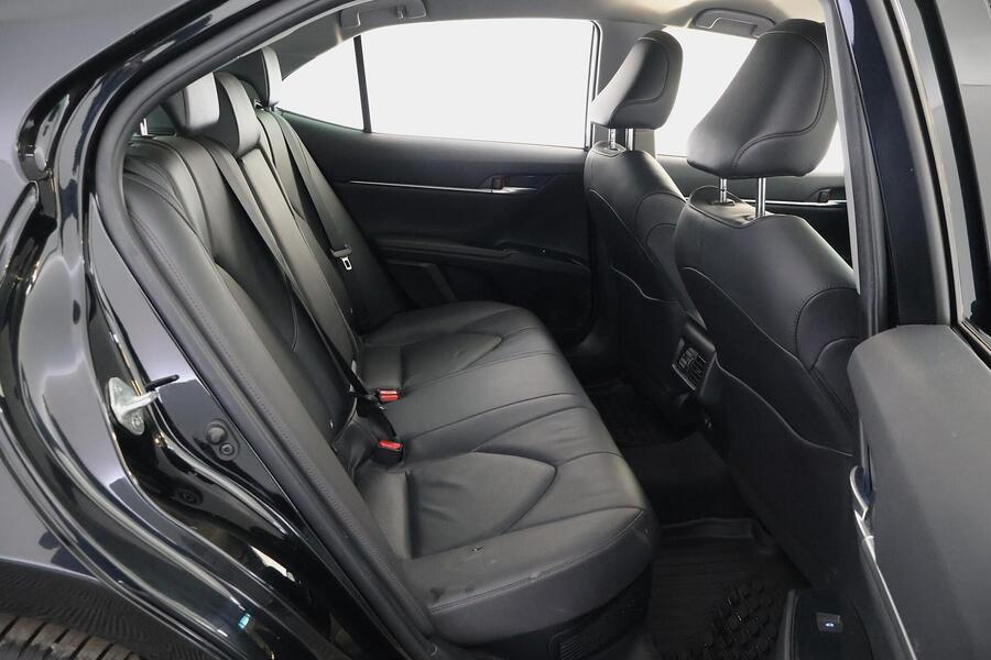 Toyota Camry vaihtoauto