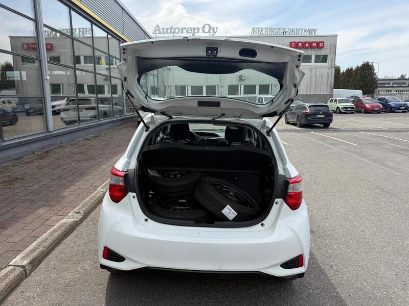 Toyota Yaris vaihtoauto