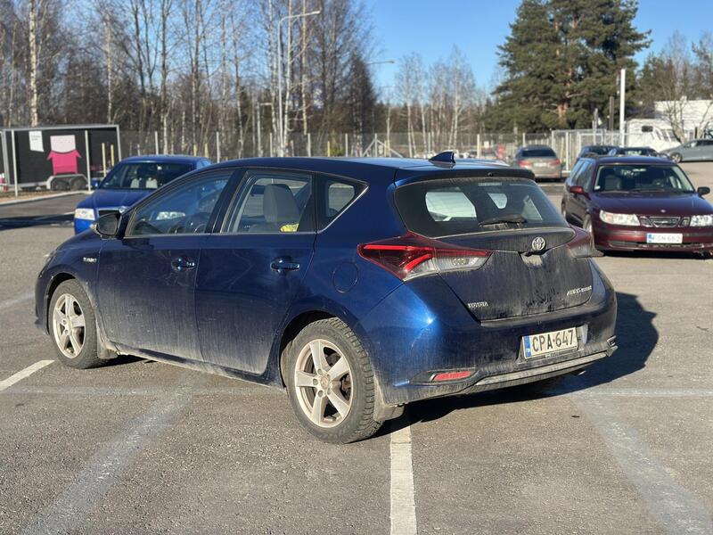 Toyota Auris vaihtoauto