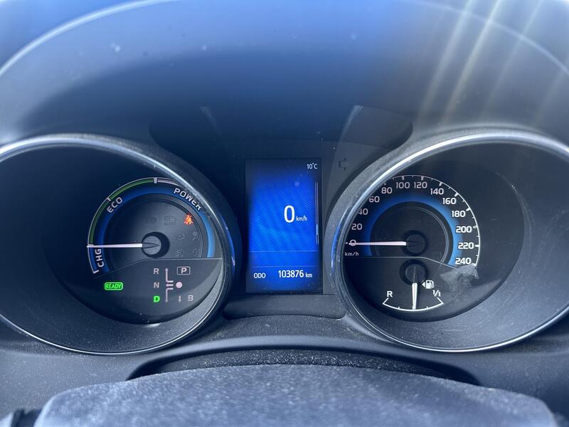 Toyota Auris vaihtoauto