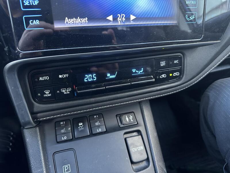 Toyota Auris vaihtoauto