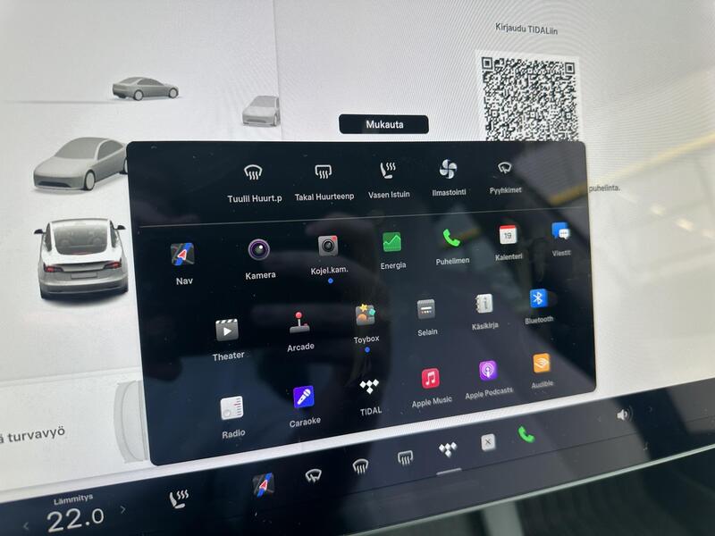 Tesla Model 3 vaihtoauto