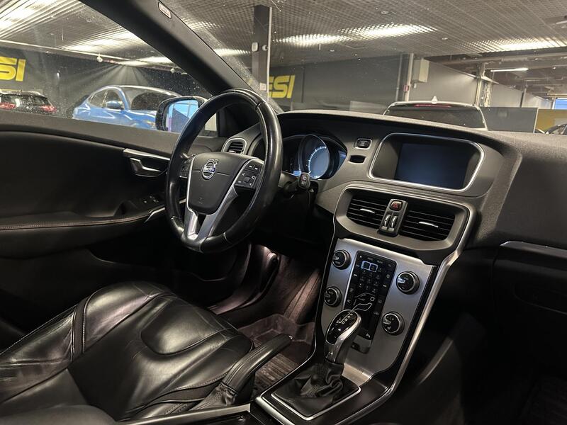 Volvo V40 vaihtoauto