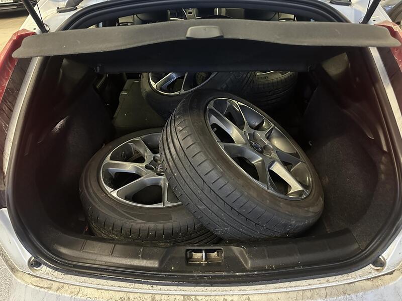 Volvo V40 vaihtoauto